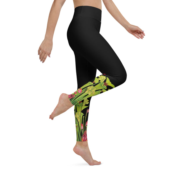 Pitcher Plant Bog in Black All-Over Print XS-XL Leggings